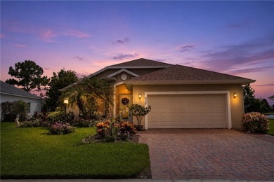 Impeccably maintained, one-owner residence offers 3-beds & - photo 3