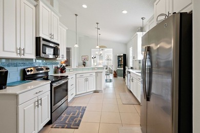 Impeccably maintained, one-owner residence offers 3-beds & - photo 10