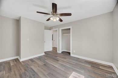 Vaulted ceilings, natural light, and quick lake access. This is - photo 21