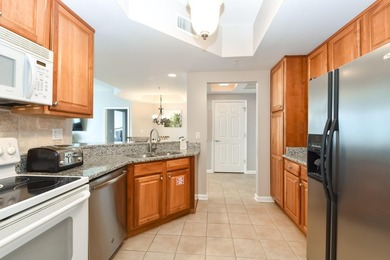 1502 W Silver Beach Towers. This 2-bedroom, 2-bath condominium - photo 10