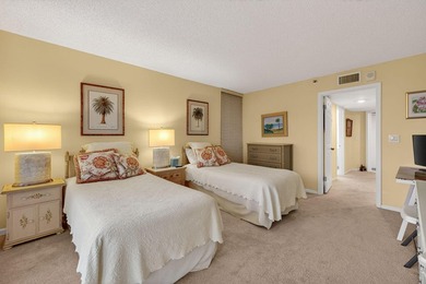 Beautiful 2 bedrrom 2 bath furnished condo in ''Seascape 1'' at - photo 32