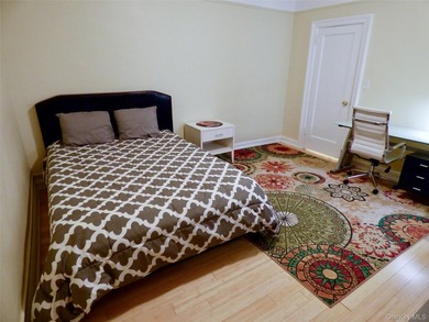 Experience urban living at its finest in this spacious Coop - photo 4