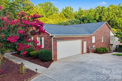 Experience elevated Lake Norman living in this fully renovated - photo 4