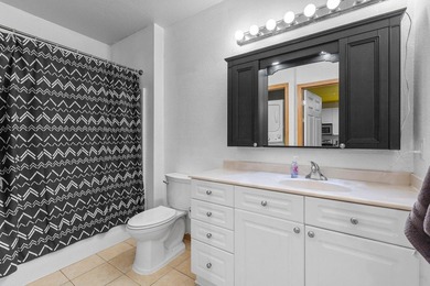 Welcome to easy, one-level living in the heart of Highland Park - photo 17