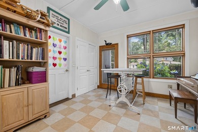 Welcome to your own private retreat on beautiful Gardner Lake! - photo 18