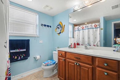 RARE CORNER UNIT NOW AVAILABLE at Harbor Pointe! Ready for - photo 18