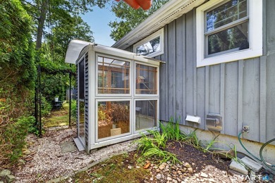 Welcome to your own private retreat on beautiful Gardner Lake! - photo 24