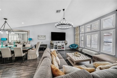 MAJOR PRICE REDUCTION! Exceptional value in the highly desirable - photo 3