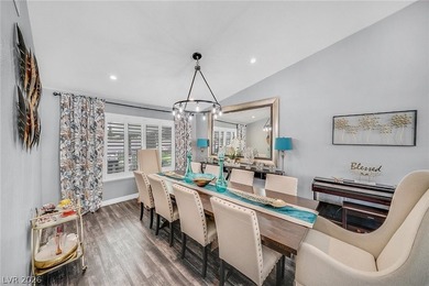 MAJOR PRICE REDUCTION! Exceptional value in the highly desirable - photo 6