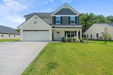 Beautifully maintained 3-Bedroom 2.5 Bath home with a dedicated - photo 1