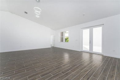 This beautiful 4-bedroom, 3-bathroom, 2,100 sq ft single-family - photo 15
