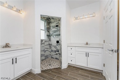This beautiful 4-bedroom, 3-bathroom, 2,100 sq ft single-family - photo 21