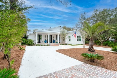 Welcome to 102 Camp Creek Road S, where modern luxury meets - photo 2