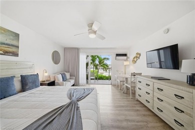 Discover the perfect mix of laid-back coastal charm and savvy - photo 22