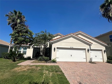 Lake Tohopekaliga Home For Sale in Kissimmee Florida