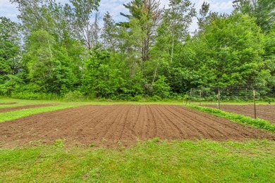 Charming Ranch Style home sitting on 22+/- acres in the small - photo 41