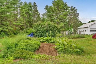 Charming Ranch Style home sitting on 22+/- acres in the small - photo 43