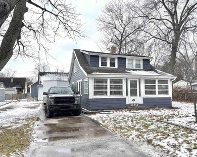 Lake Saint Clair Home For Sale in New Baltimore Michigan