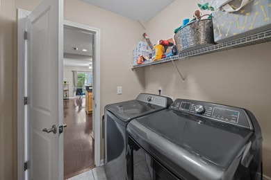 Welcome home to this beautifully maintained 3-bedroom, 2.5-bath - photo 11