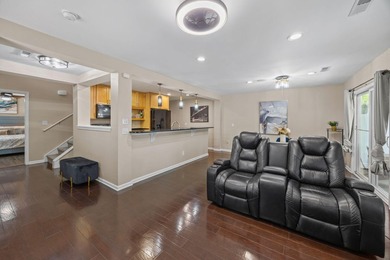 Welcome home to this beautifully maintained 3-bedroom, 2.5-bath - photo 13
