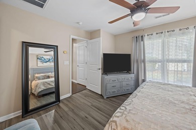 Welcome home to this beautifully maintained 3-bedroom, 2.5-bath - photo 14