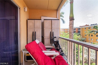 Welcome to this beautifully maintained, move-in ready 2-bedroom - photo 15