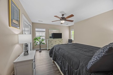 Welcome home to this beautifully maintained 3-bedroom, 2.5-bath - photo 22