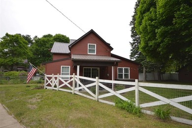 Welcome to 133 Cherry Street, probably one of the most iconic - photo 43