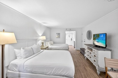 Renovated and rental-ready, this third-floor Bayside at - photo 4