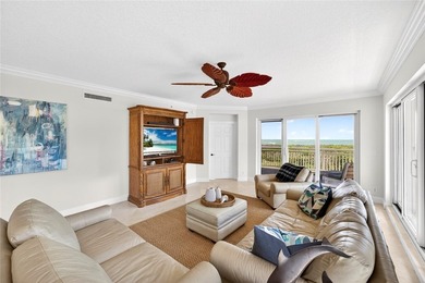 Direct oceanfront corner unit with sweeping ocean views and - photo 5