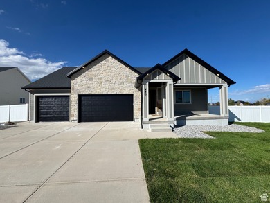 Great Salt Lake Home For Sale in Grantsville Utah