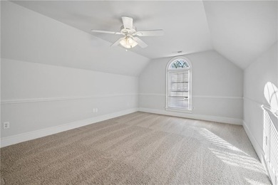 Introducing 1038 Overlook Dr, a residence arranged for everyday - photo 17