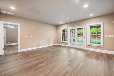 Introducing 1038 Overlook Dr, a residence arranged for everyday - photo 40