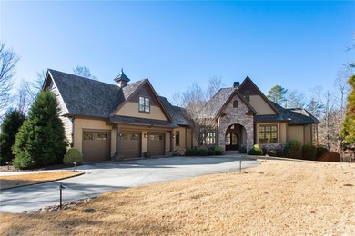 Lake Keowee Home For Sale in Sunset South Carolina