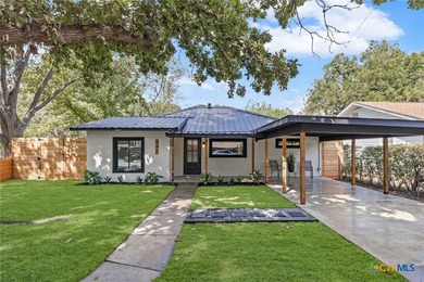 Lake Home For Sale in San Marcos, Texas