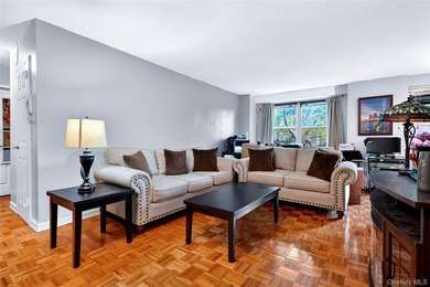 Bright and spacious move-in ready one-bedroom co-op with a - photo 1