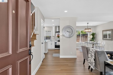 This beautiful, bright, renovated 4 bedroom 3 bath modern home - photo 11