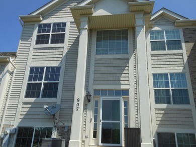 (private lake, pond, creek) Townhome/Townhouse For Sale in Shorewood Illinois