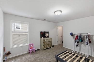 Move-in ready and beautifully maintained! This 5-bed,4.5-bath - photo 18