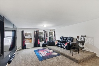 Move-in ready and beautifully maintained! This 5-bed,4.5-bath - photo 20