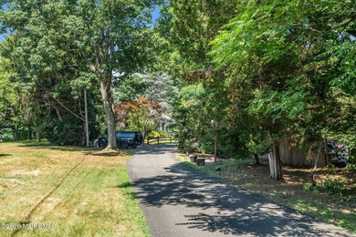 Travel down the long winding driveway to live your best life on - photo 21