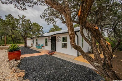 Welcome to Sunset Haven-a beloved Hill Country retreat where - photo 3