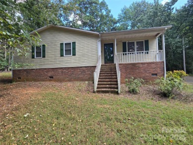 Lake Home For Sale in Mount Gilead, North Carolina