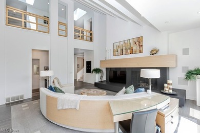 This spectacular Hunting Valley property has 5.42 acres of - photo 9
