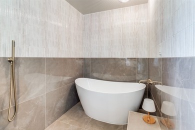 Come experience this beautifully updated Traditional-style home - photo 11