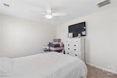The heart of this this meticulously maintained 5-bedroom - photo 24