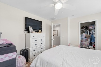 The heart of this this meticulously maintained 5-bedroom - photo 25