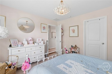 The heart of this this meticulously maintained 5-bedroom - photo 29