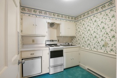 Starboard Ledge is a stunning 5-bedroom York Harbor home that - photo 38