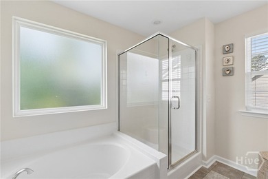 The heart of this this meticulously maintained 5-bedroom - photo 42